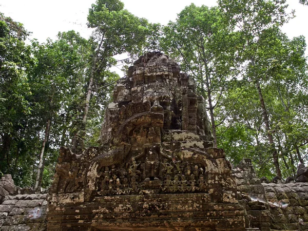 Architettura di antico tempio complesso Angkor, Siem Reap — Foto Stock