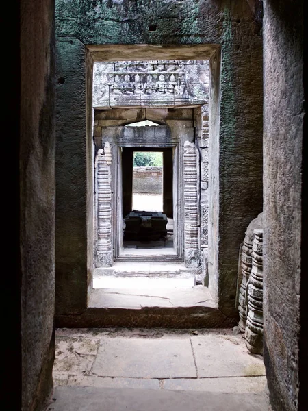 Architecture of ancient temple complex Angkor, Siem Reap — Stock Photo, Image