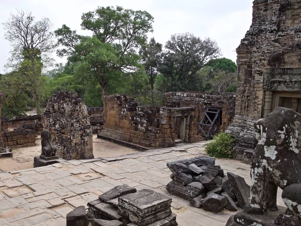 Architektura starověku chrámového komplexu Angkor, Siem Reap — Stock fotografie