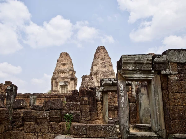 stock image Architecture of ancient temple complex Angkor, Siem Reap