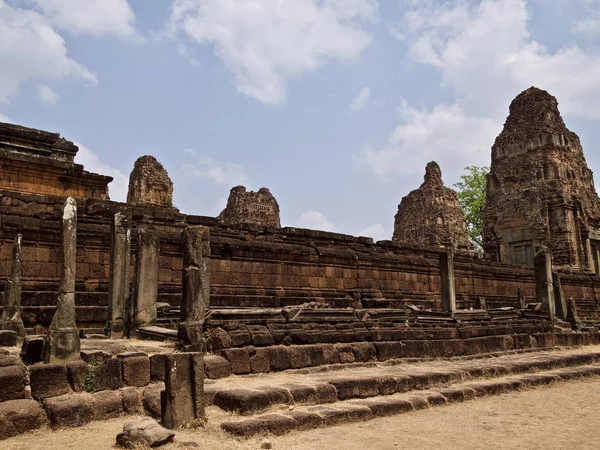 Architektur des antiken Tempelkomplexes angkor, siem reap — Stockfoto