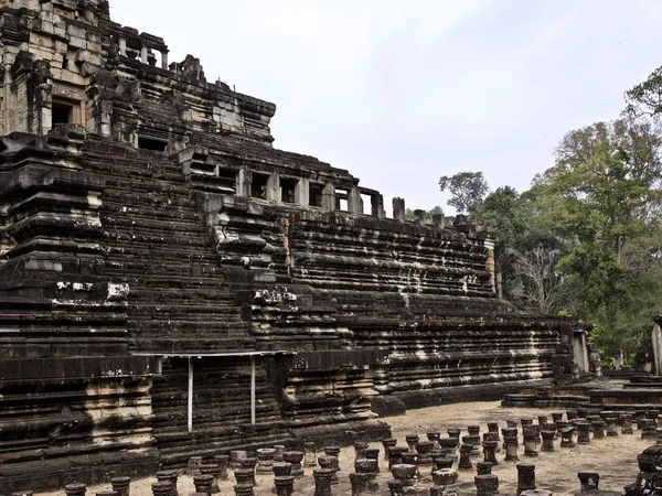 Arquitectura del antiguo complejo del templo Angkor, Siem Reap —  Fotos de Stock