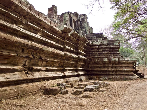 Architektur des antiken Tempelkomplexes angkor, siem reap — Stockfoto