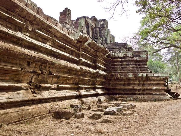 Architettura di antico tempio complesso Angkor, Siem Reap — Foto Stock