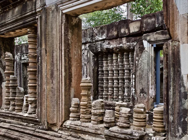 stock image Architecture of ancient temple complex Angkor, Siem Reap