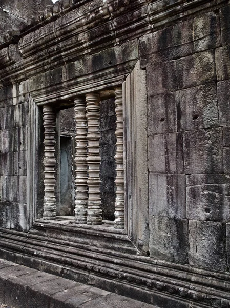 Arquitectura del antiguo complejo del templo Angkor, Siem Reap — Foto de Stock