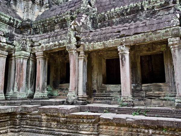 Arquitectura del antiguo complejo del templo Angkor, Siem Reap — Foto de Stock