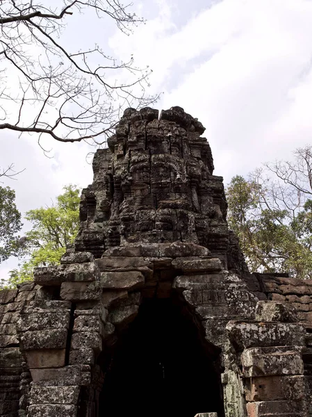 Architettura di antico tempio complesso Angkor, Siem Reap — Foto Stock