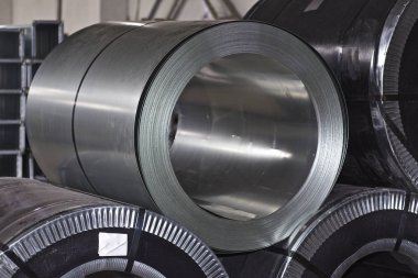 Stokta soğuk haddelenmiş galvanizli çelik ruloları