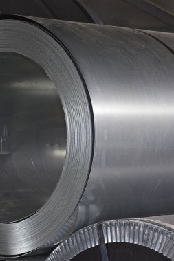 Stokta soğuk haddelenmiş galvanizli çelik ruloları