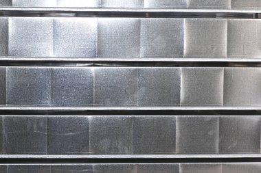 Çeşitli havalandırma sistemleri için galvanizli sacdan yapılmış elemanlar ve parçalar