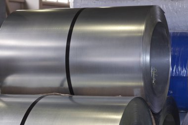 Stokta soğuk haddelenmiş galvanizli çelik ruloları