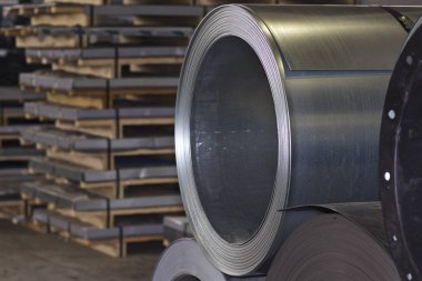 Stokta soğuk haddelenmiş galvanizli çelik ruloları