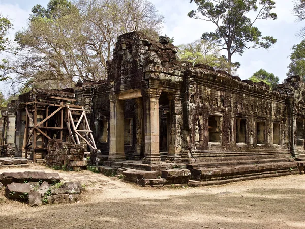 Arkitektur af gamle tempel kompleks Angkor, Siem Reap - Stock-foto
