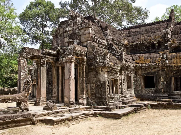 Architektur des antiken Tempelkomplexes angkor, siem reap — Stockfoto