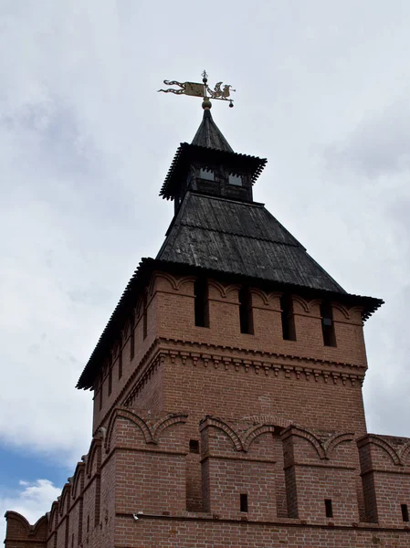 Uralter architektonischer komplex festung tula kremlin — Stockfoto