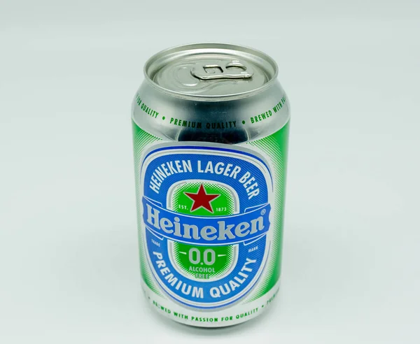 Largs Skottland Storbritannien Augusti 2018 Tin Heineken Alkohol Gratis Lager — Stockfoto