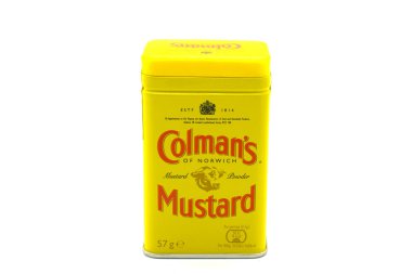 Largs, Scotlland, İngiltere - 04 Ekim 2018: Hardal değil İngiltere'de tüm geri dönüşümlü plastik kapaklı kutu Colman'ın markalı.