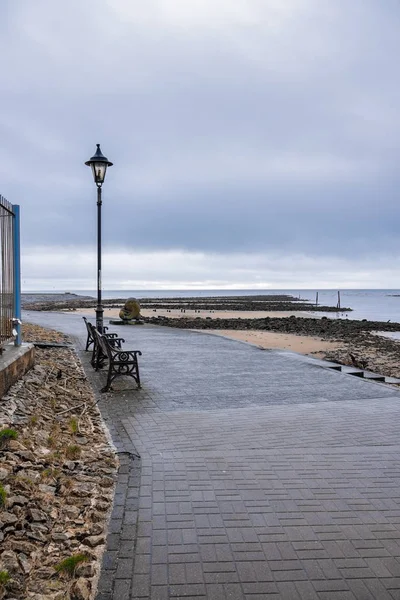 Irvine Harbour in Ayrshire Scozia guardando verso il mare dal — Foto Stock