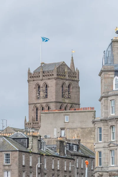 Dundee City Roof Tops e St Mary 's Tower Escócia . — Fotografia de Stock