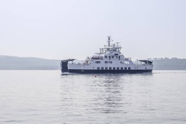 Largs İskelesi ve Cal-Mac Feribotu 