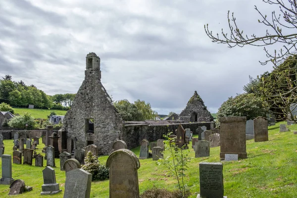 Kirkoswold Kirk Harabeleri ve Güney Ayrshire Scotlan Eski Kirkyard