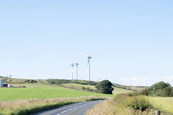 Windenergieanlagen in Schottland bei Ardrossan als schottische Regierung — Stockfoto