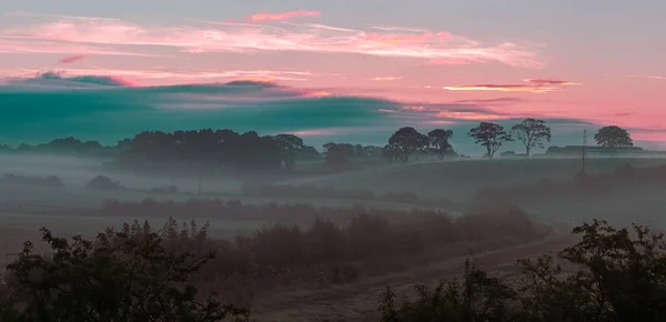 Ayrshire Fields Alba Nebbiosa Eterea Con Nebbia Che Giace Bassa — Foto Stock