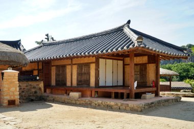 SEOUL, Güney Kore - 15 Ekim 2019 Sonbahar Bukchon Hanok Köyü