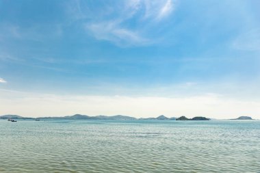 Ne zaman açık hava mavi gökyüzü ile Tayland beach.