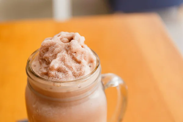 Çikolata smoothie üst.