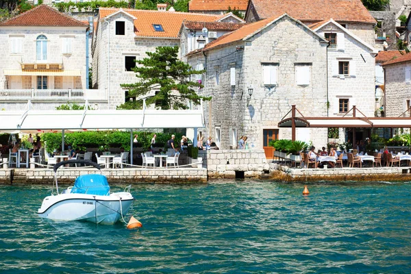 Zatoka Kotor, Perast, Czarnogóra-15 lipca 2018: widok na t — Zdjęcie stockowe