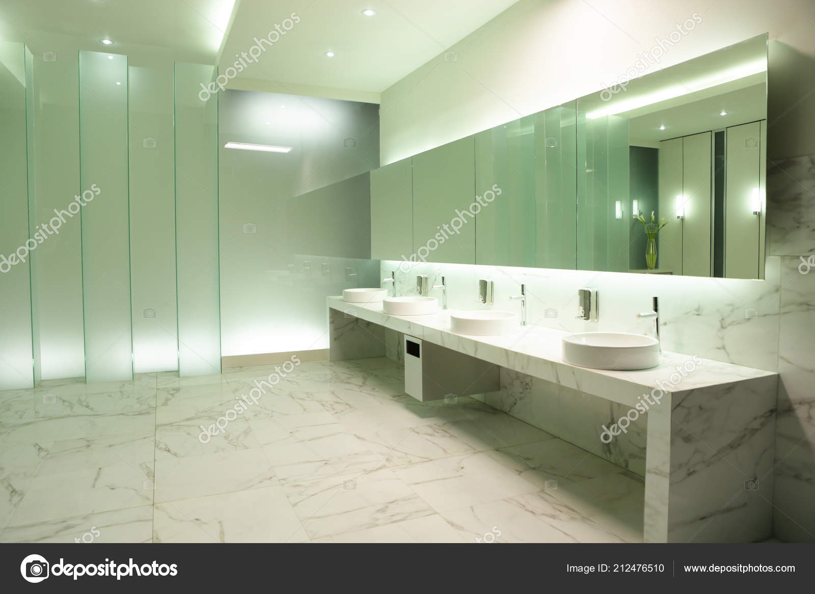 Public Bathroom Mirror Rispa