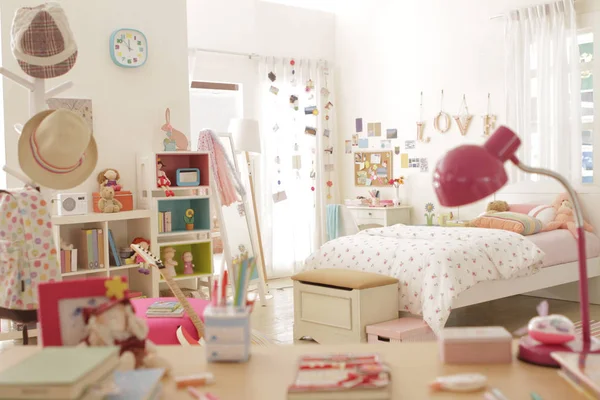 Montón Cosas Lindas Están Decoradas Dormitorio Chica Adolescente —  Fotos de Stock