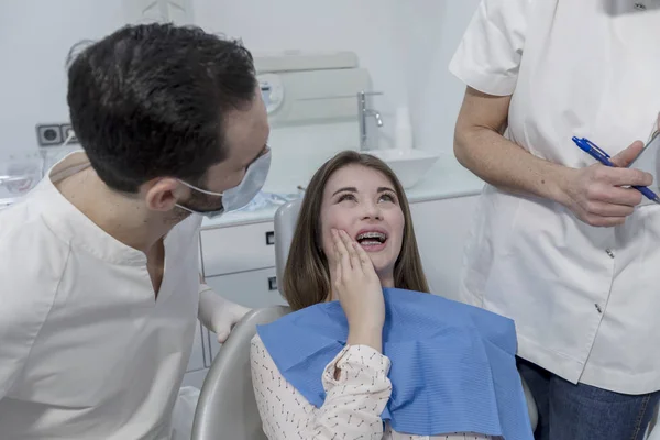 Dentist Examining Little Boy Teeth Clinic — Stock Photo, Image