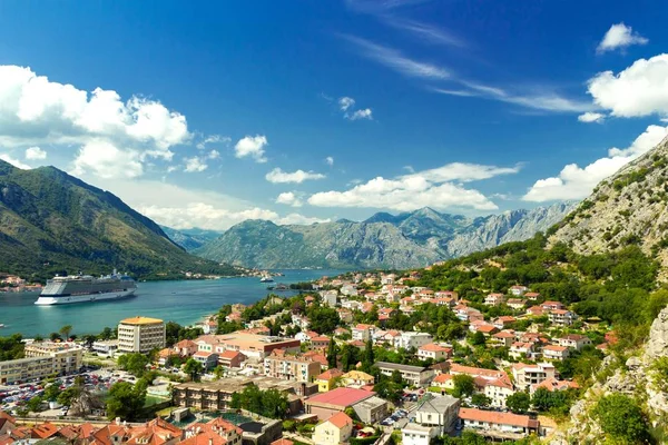 Bellissimo Paesaggio Estivo Della Baia Kotor Montenegro — Foto Stock