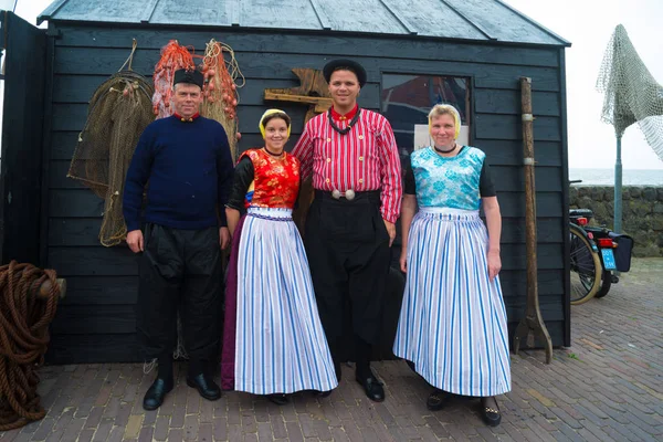 Urk Hollanda Mayıs 2018 Bilinmeyen Insanlar Urkerdays Üzerinde Geleneksel Kostümleri — Stok fotoğraf