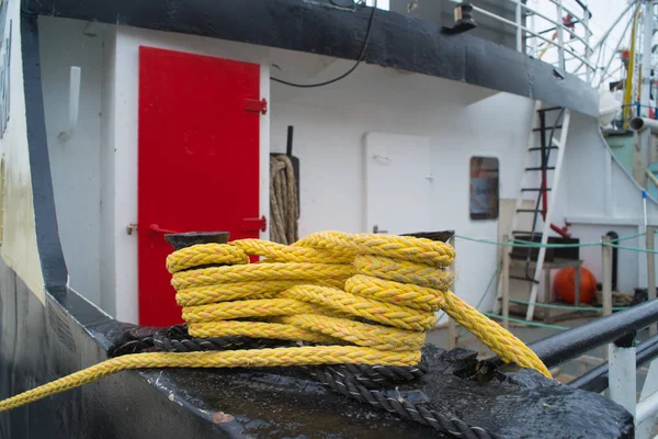 Yellow Rope Fishing Boat — Stock Photo, Image