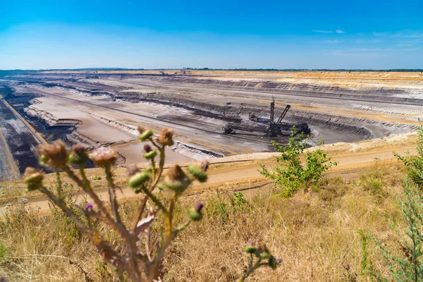 Garzweiler 露天矿褐煤棕煤矿大型斗轮挖掘机 — 图库照片