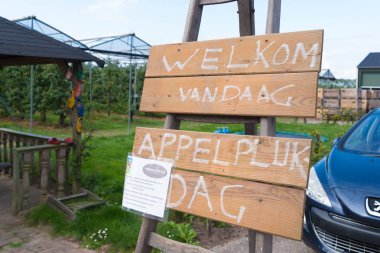 hoş geldiniz kalkan ulusal elma toplama günü 
