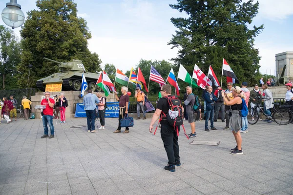 Berlin Germany August 2020 Hundretusenvis Mennesker Demonstrerer Berlins Gater Mot – stockfoto