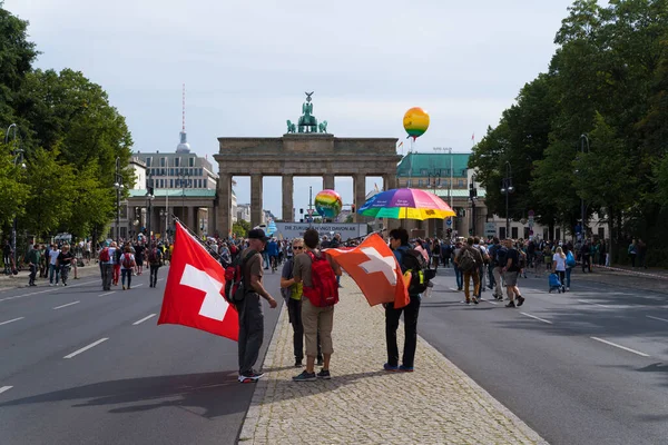 Berlín Alemania Agosto 2020 Cientos Miles Personas Manifiestan Las Calles — Foto de Stock