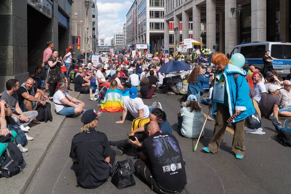 Berlin Niemcy Sierpnia 2020 Setki Tysięcy Osób Demonstrujących Ulicach Berlina — Zdjęcie stockowe