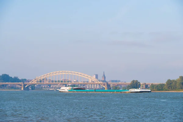 Industrieel Schip Aan Waal Nijmegen Het Noorden — Stockfoto