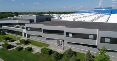 Bir büyük modern üretim tesisi veya fabrika, Sanayi Dış, modern üretim dış dış
