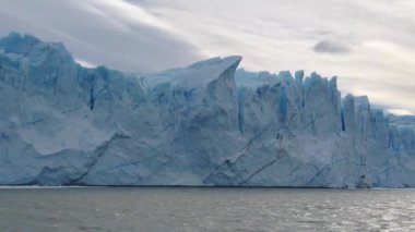 Gri Buzul Patagonya ağır çekim, Gri Göl 'ün Panoramik Görünümü, Patagonya, Şili