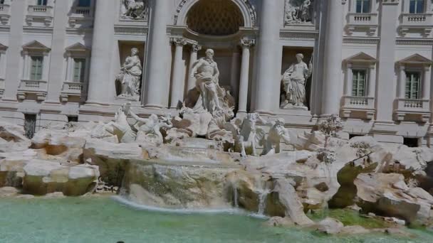 Fonte de Trevi em câmera lenta, Fonte de Trevi Itália, Roma — Vídeo de Stock