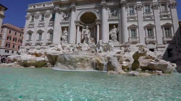 Palazzo Poli and Trevi Fountain Roma, Itália. Ponto turístico popular em Roma — Vídeo de Stock