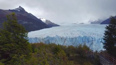 Los Glaciares Ulusal Parkı, Arjantin. Arjantin 'de Perito Moreno Buzulu