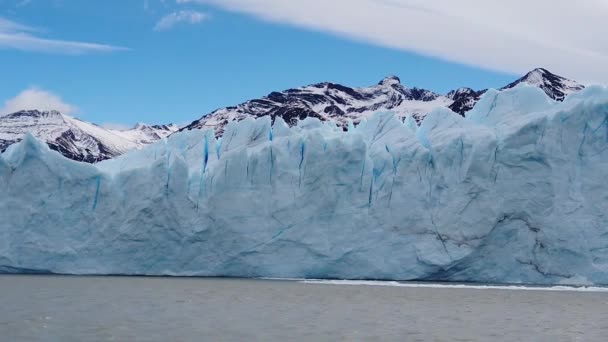 Ghiacciaio grigio Patagonia slow motion, Veduta panoramica del lago grigio, Patagonia, Cile — Video Stock